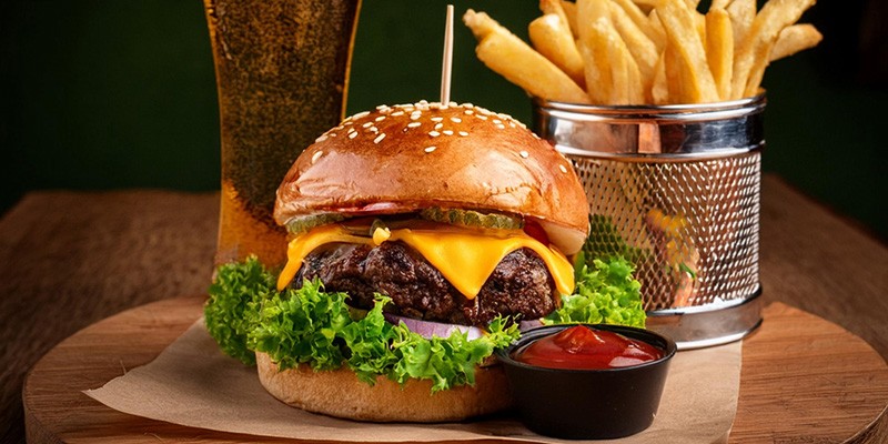 DoorDash food & delivery promo codes and seasonal deals banner